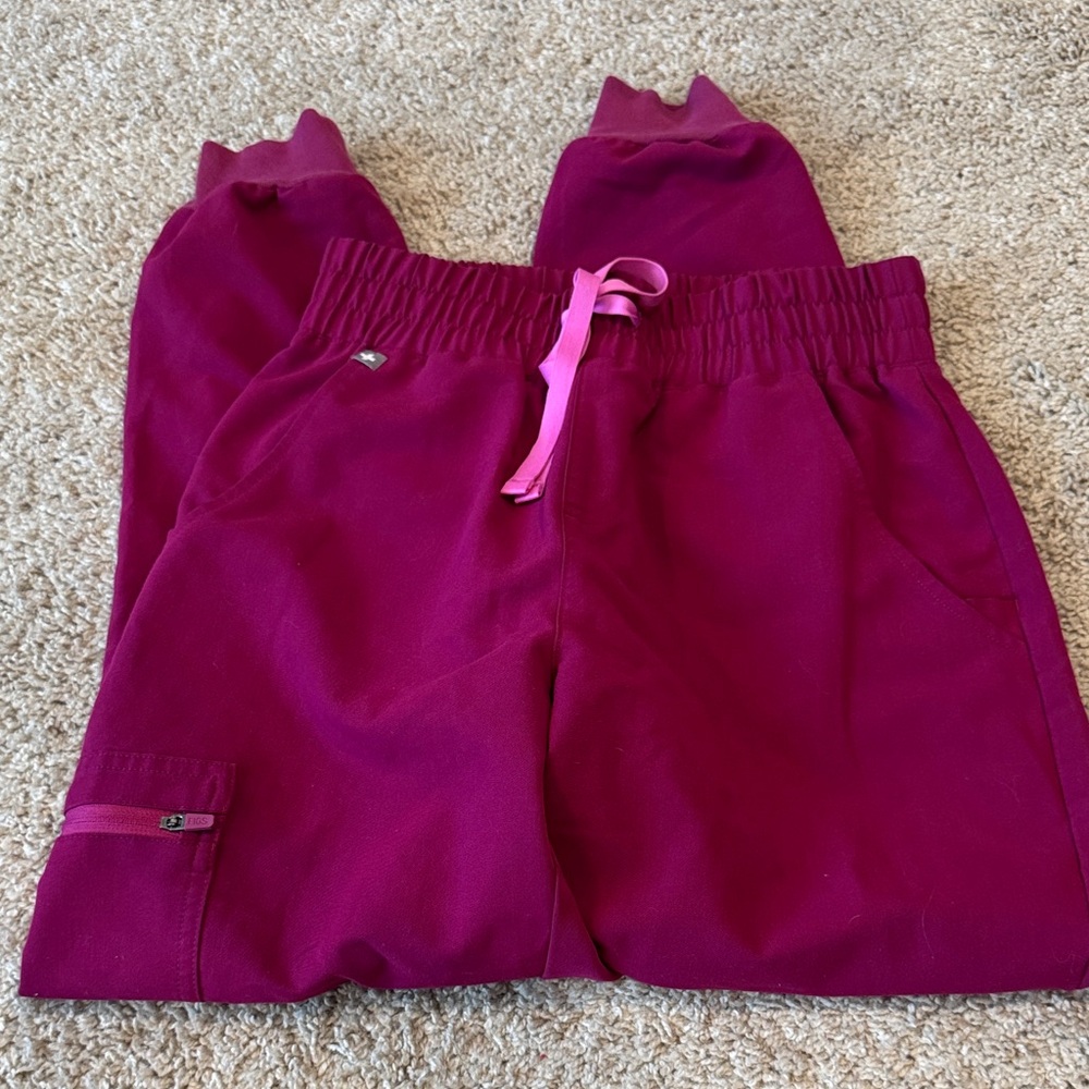 FIGS xs petite joggers high waisted :) xxs top!